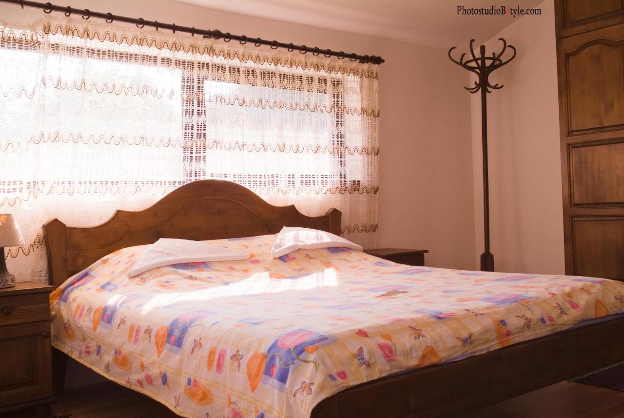 Neda'S House Hotel Cherven  Ruang foto