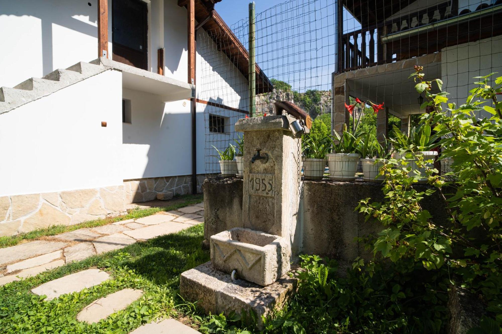 Neda'S House Hotel Cherven  Bagian luar foto