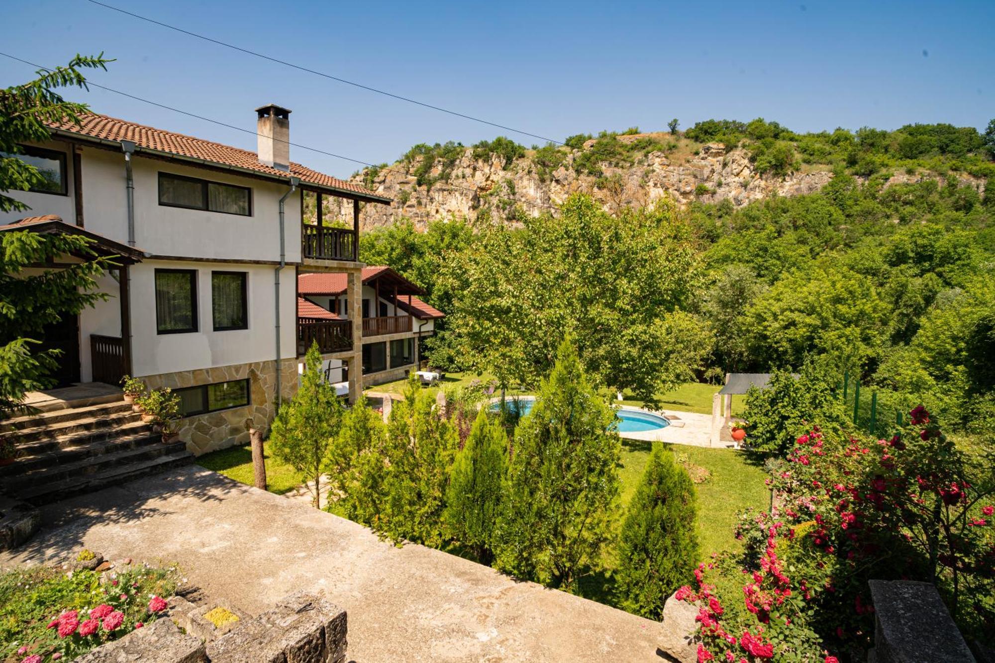 Neda'S House Hotel Cherven  Bagian luar foto