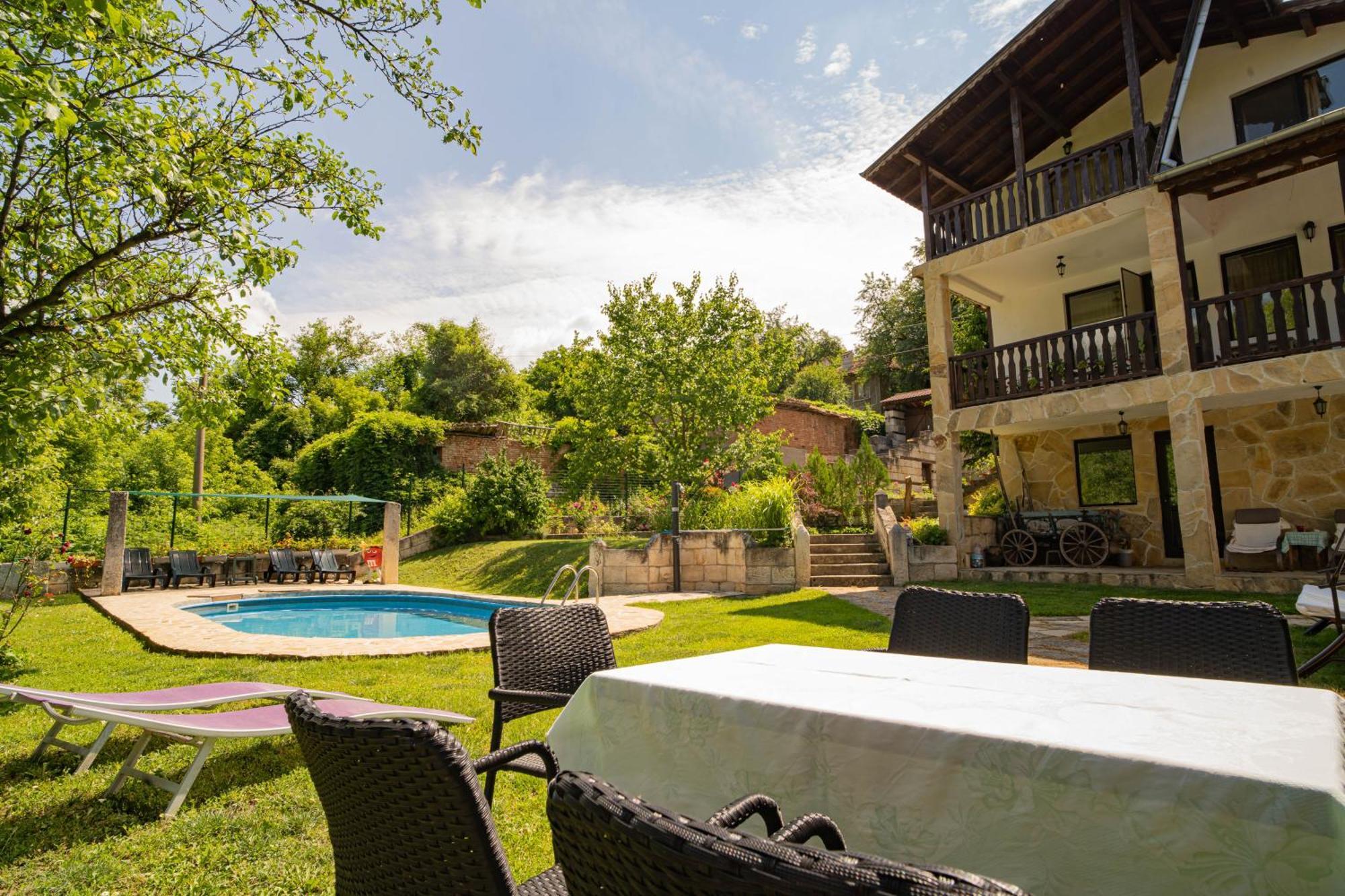 Neda'S House Hotel Cherven  Bagian luar foto